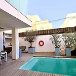 Urban Pool Retreat St Julians 빌라 Saint Julian's