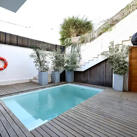 Urban Pool Retreat St Julians سانت جوليان