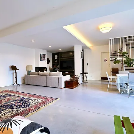 Urban Pool Retreat St Julians فيلة