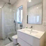 Urban Pool Retreat St Julians *