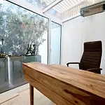 Urban Pool Retreat St Julians וילה *