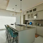 וילה Urban Pool Retreat St Julians Saint Julian's