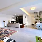 Urban Pool Retreat St Julians וילה